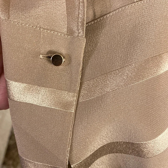 Les Copains silk blouse size 48 NWOT - Picture 3 of 8